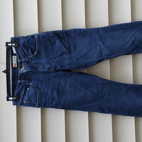 Wrangler Denim - Wrangler slim straight jeans.Size 28 x30